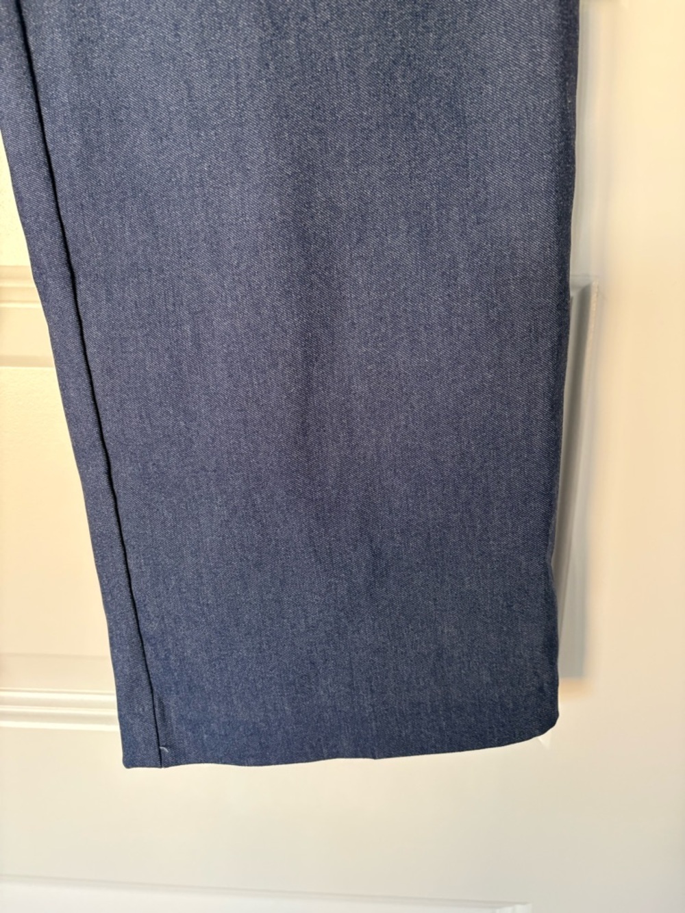 Jules and Leopold Navy Wide-Leg Trousers - Button Accent Women’s Size Medium - Picture 3 of 6